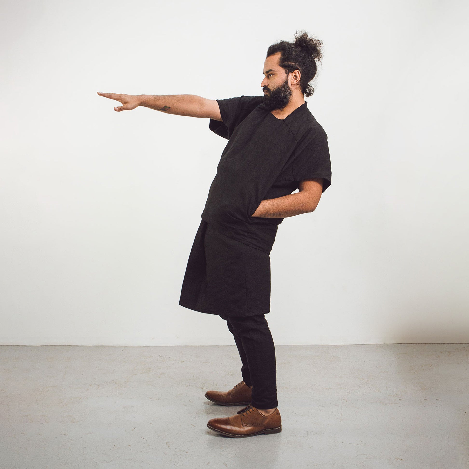 Man The Costume Room black Linen Asymmetric Trousers-pants